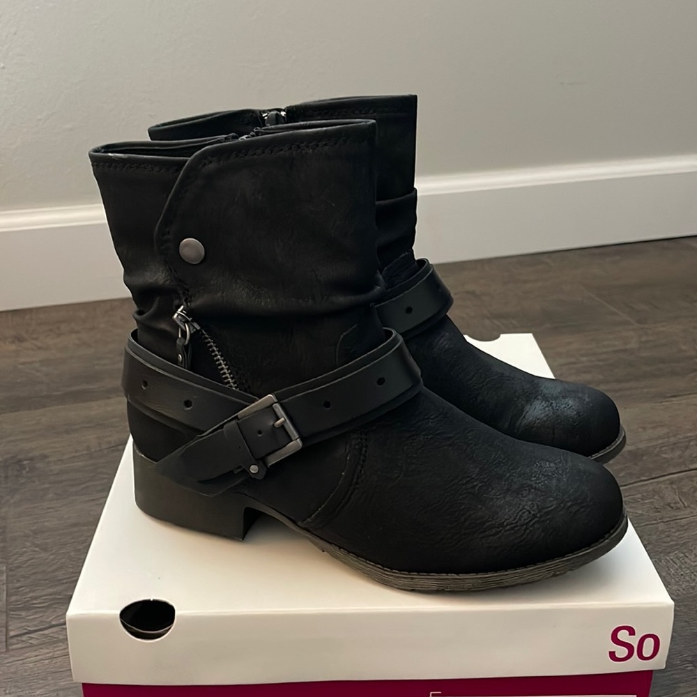 So Ankle Boots
